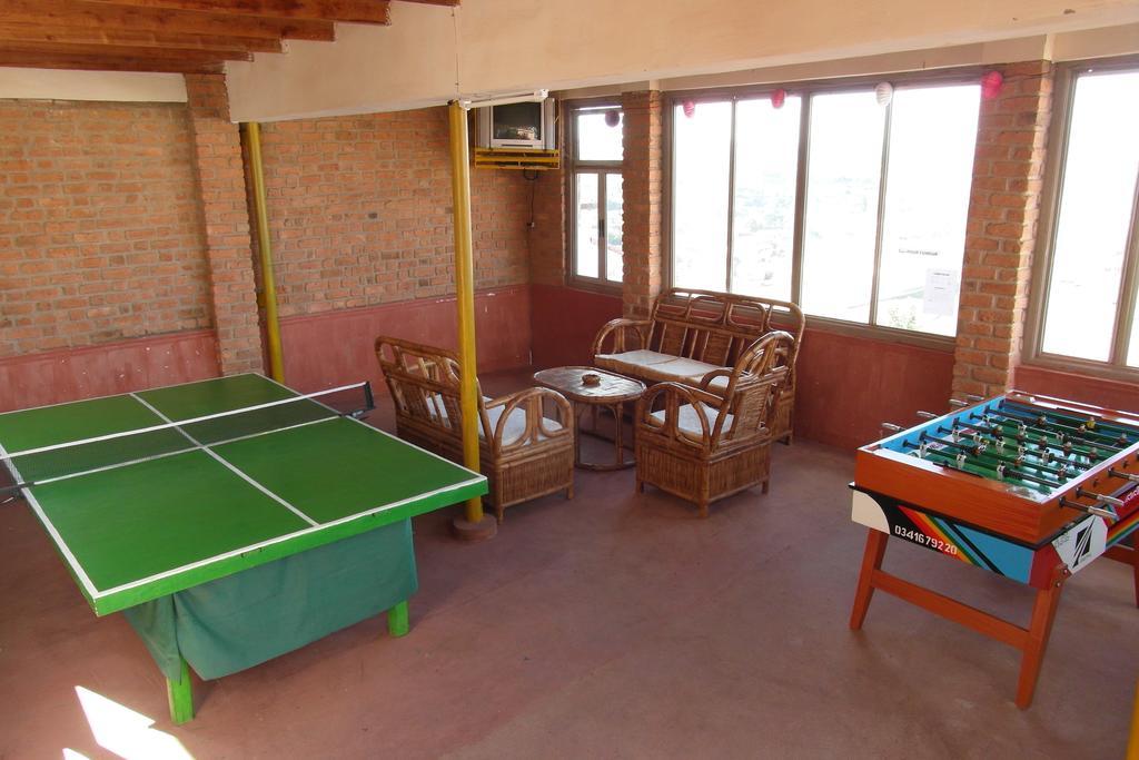 Hotel Three Palms Fianar à Fianarantsoa Extérieur photo