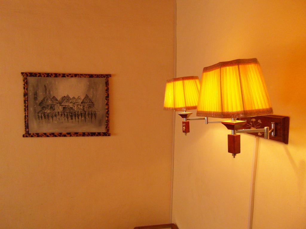 Hotel Three Palms Fianar à Fianarantsoa Extérieur photo