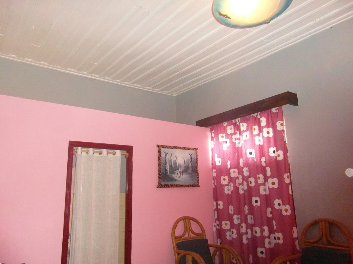 Hotel Three Palms Fianar à Fianarantsoa Extérieur photo