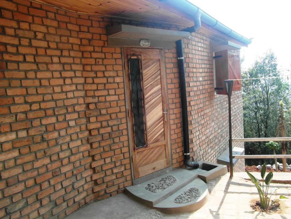 Hotel Three Palms Fianar à Fianarantsoa Extérieur photo